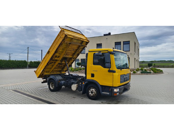 Lease a  MAN TGL 8.210 * 2007 * 3-stronny KIPER * NOWE OPONY * MANUAL * RESOR * 3 MIEJSCA MAN TGL 8.210 * 2007 * 3-stronny KIPER * NOWE OPONY * MANUAL * RESOR * 3 MIEJSCA: picture 1