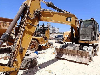 Excavator CATERPILLAR M320F