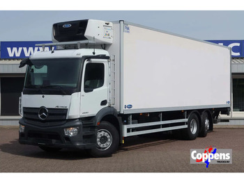 Refrigerator truck MERCEDES-BENZ