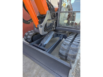 Mini excavator HITACHI ZX85USB-6: picture 4