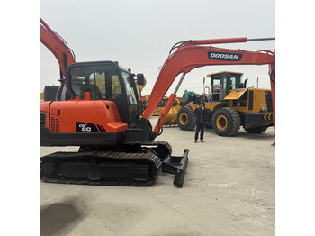 Crawler excavator DOOSAN DX60