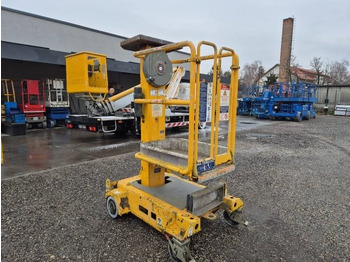 Articulated boom JLG