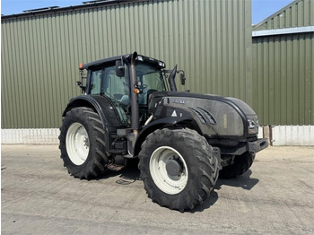 Farm tractor VALTRA T163