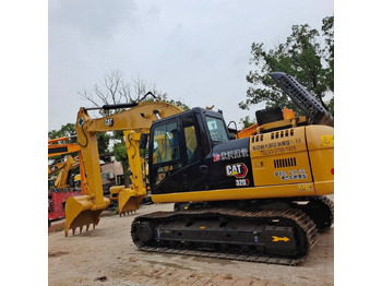 Crawler excavator CATERPILLAR 320D