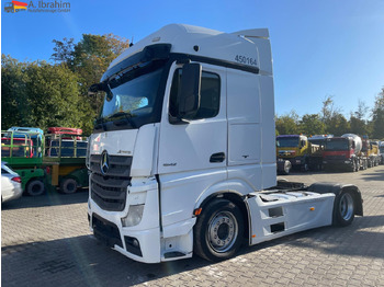 Tractor unit MERCEDES-BENZ