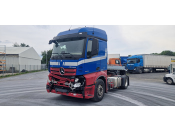 Tractor unit MERCEDES-BENZ