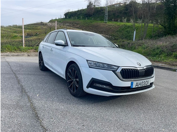Car ŠKODA