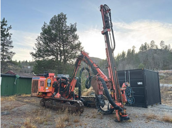Drilling rig TAMROCK
