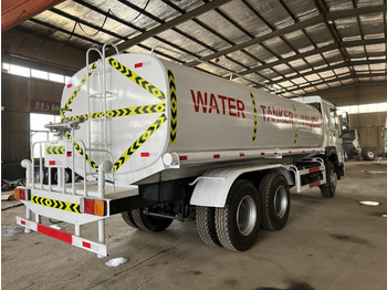 Tank truck SINOTRUK HOWO
