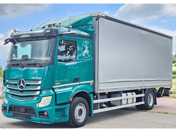 Curtainsider truck MERCEDES-BENZ Actros