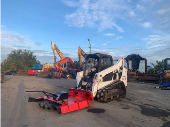 Skid steer loader BOBCAT T590