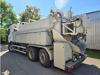 Lease a Scania G420 6X2 J. Hvidtved Larsen  Scania G420 6X2 J. Hvidtved Larsen: picture 2