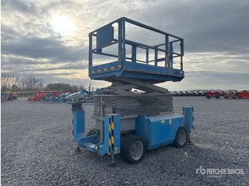 Scissor lift GENIE