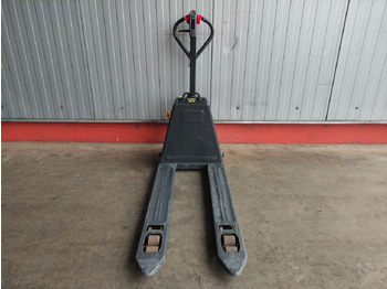 Pallet truck Linde MT15C: picture 3
