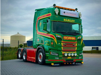 Tractor unit SCANIA R 650