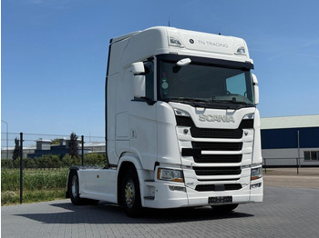 Tractor unit SCANIA S 450