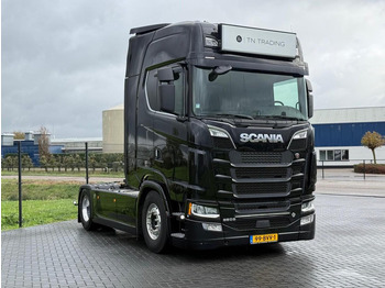 Tractor unit SCANIA S 650 V8