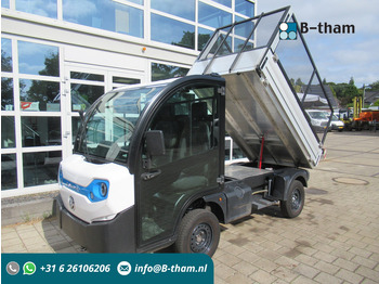 Tipper van