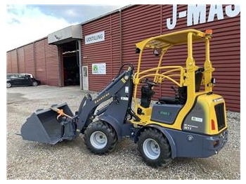 Compact loader EUROTRAC