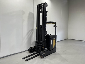 Reach truck CAT NR16N2H: picture 4 Reach truck CAT NR16N2H: picture 4