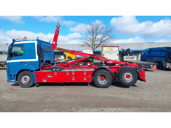 Hook lift truck VOLVO FM 450