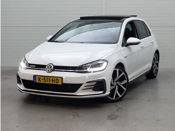 Car VOLKSWAGEN