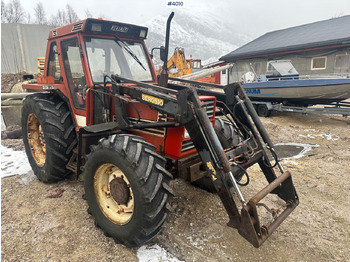 Lease a  1982 Fiat 780 DT w/ front loader, snow shovel, chains, top link, triangle and extra set of twin wheels. 1982 Fiat 780 DT w/ front loader, snow shovel, chains, top link, triangle and extra set of twin wheels.: picture 1