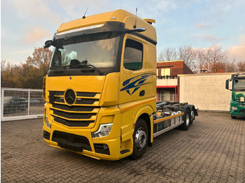 Hook lift truck MERCEDES-BENZ Actros 2545