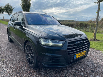 Car AUDI