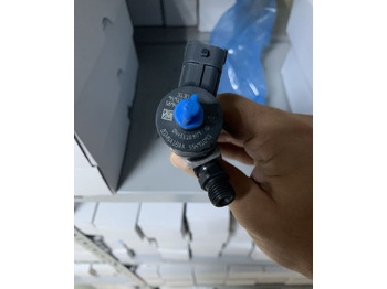 Injector BOSCH