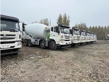 New Concrete mixer truck SINOTRUCK STEYR: picture 5