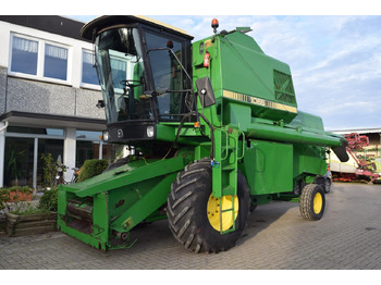 Combine harvester JOHN DEERE