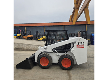 Skid steer loader BOBCAT S160: picture 2