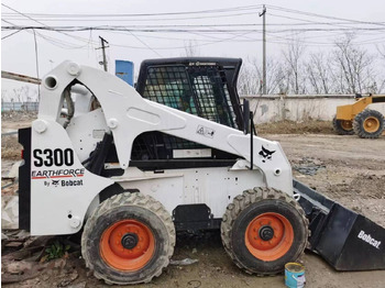 Lease a Bobcat S300 Bobcat S300: picture 1