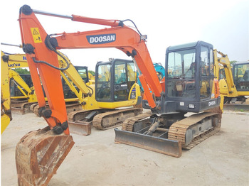 Mini excavator DOOSAN DH55-V