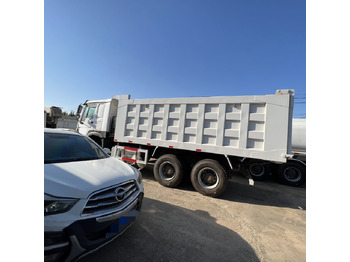Tipper SINOTRUK HOWO