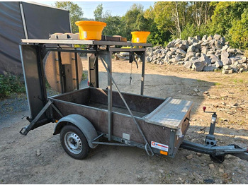 Trailer Nissen FAT Absperrtafel VZ616 Fahrbare Verkehrsleittafel Verkehrssicherungsanhänger Verkehrsleitanhänger Trebbiner Horizont Sperrwand: picture 3