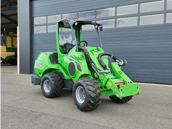 Compact track loader AVANT