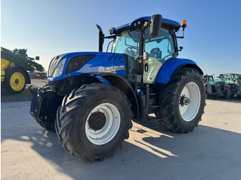 Farm tractor NEW HOLLAND T7
