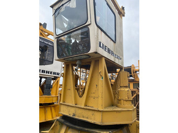 Tower crane LIEBHERR