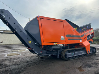 Industrial waste shredder
