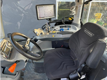 Farm tractor MCCORMICK: picture 5