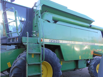 Combine harvester John Deere 2256: picture 3