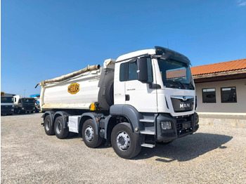 Skip loader truck MAN TGS 41.420