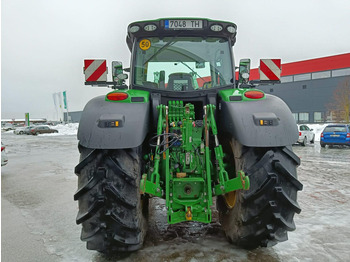 Farm tractor John Deere 6215R: picture 5