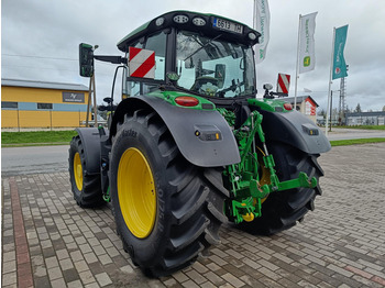 Farm tractor John Deere 6R 155: picture 5