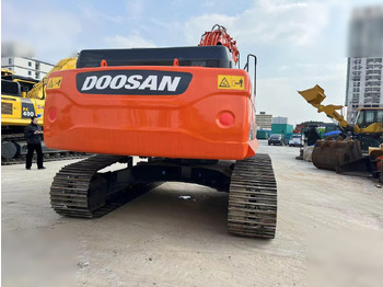 Crawler excavator DOOSAN DX300 LC-9C: picture 5