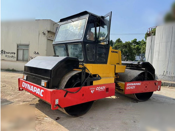 Roller DYNAPAC