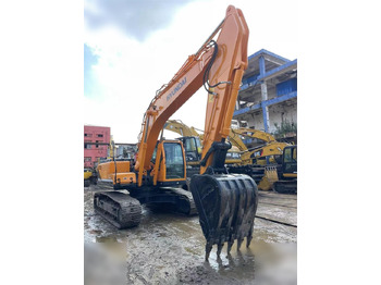 Crawler excavator HYUNDAI ROBEX 220 LC-9S: picture 3