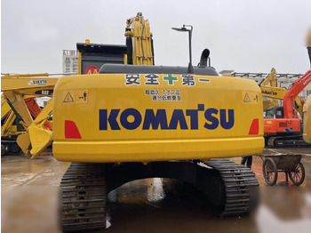 Crawler excavator KOMATSU PC200-8: picture 3